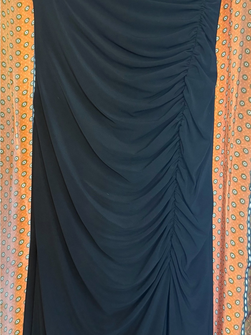XSCAPE Black Ruffled Off-The-Shoulder Ruched Maxi Gown - Size 8 - Picture 6 of 7